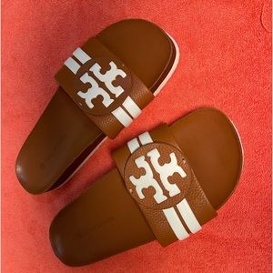 Tory Burch slides - brown leather size 9